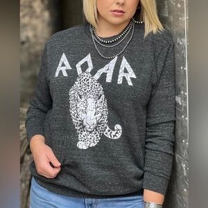 Texas True Threads|Gray Crewneck Sweater with Leopard ROAR Graphic Logo•••Fleece